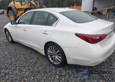2018 Infiniti Q50 3.0T Luxe z USA, uszkodzony, nr VIN JN1EV7AP2JM365479
